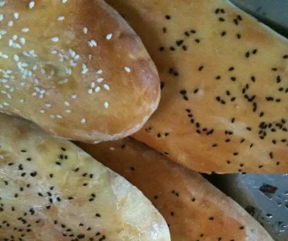 Bread – Nan-e Barbari