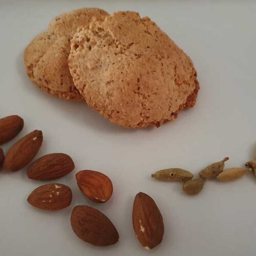 Persian Almond Cookies - Ghorabieh