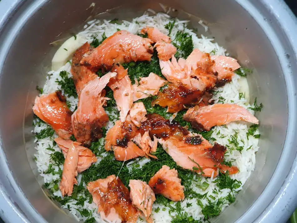 Salmon and Dill Layered Rice – Sabzi Mahi Polo
