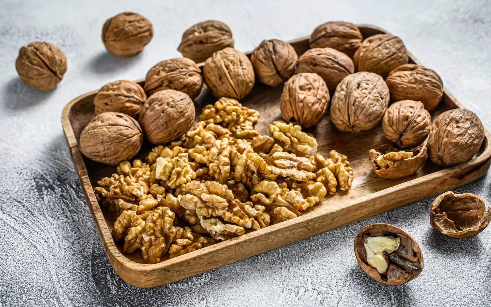 walnuts in Persian Recipes